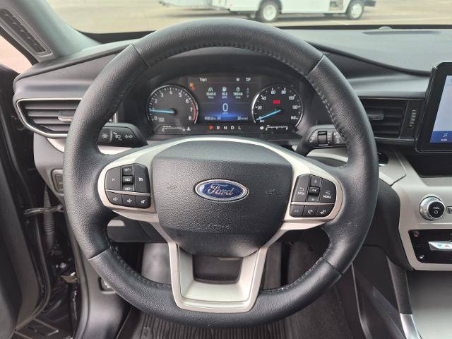 Certified 2024 Ford Explorer XLT w/ Equipment Group 202A AWD/4WD image 17