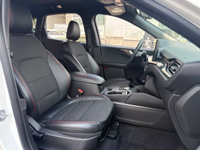Certified 2023 Ford Escape ST-Line w/ Tech Pack #1 FWD image 29