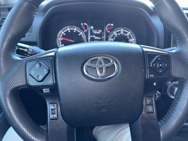 Used 2021 Toyota 4Runner TRD Off-Road AWD/4WD image 23