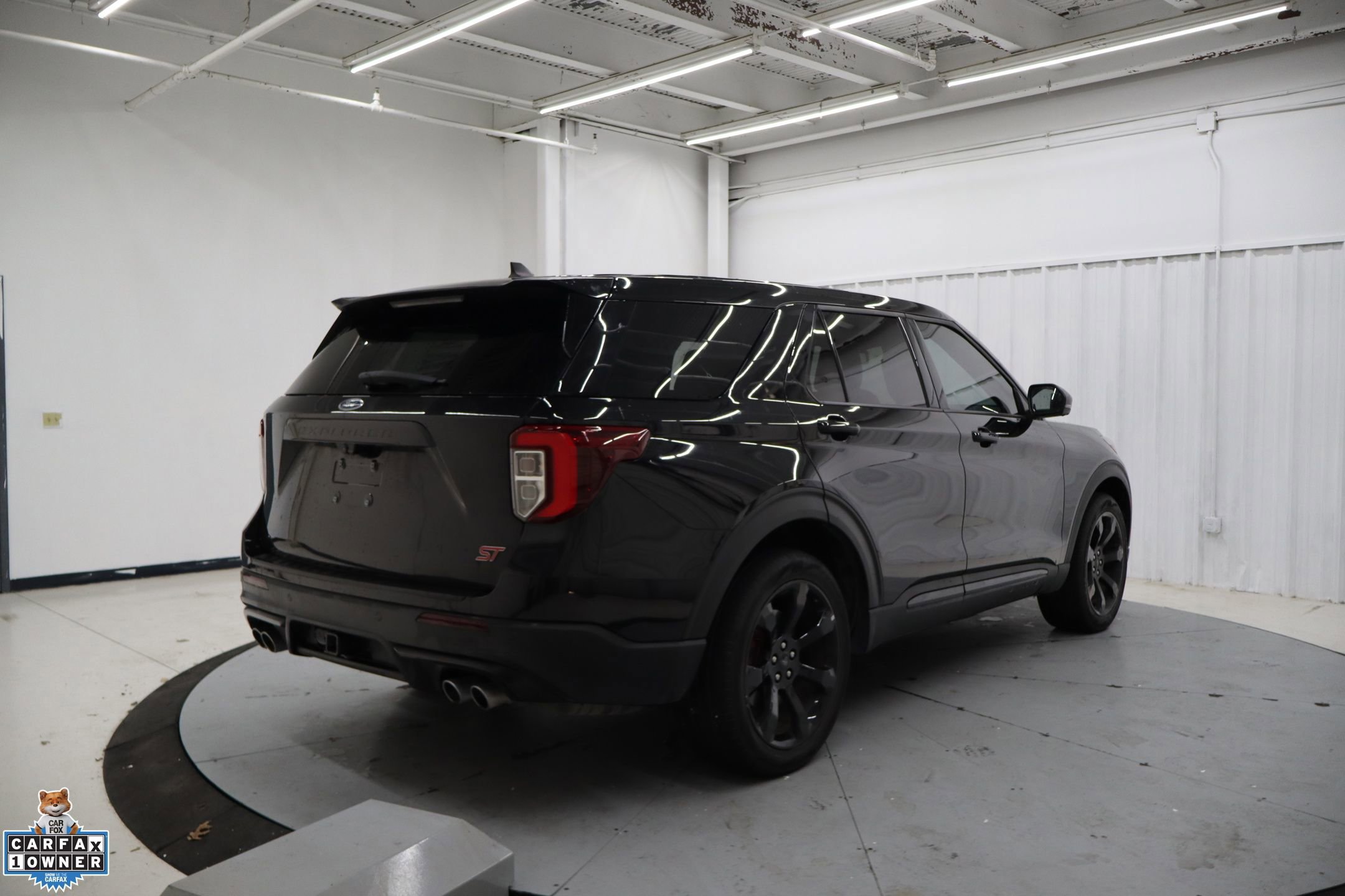 Certified 2022 Ford Explorer ST w/ Equipment Group 401A image 7