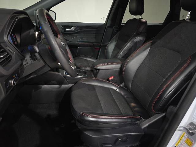 Certified 2025 Ford Escape ST-Line Select image 19