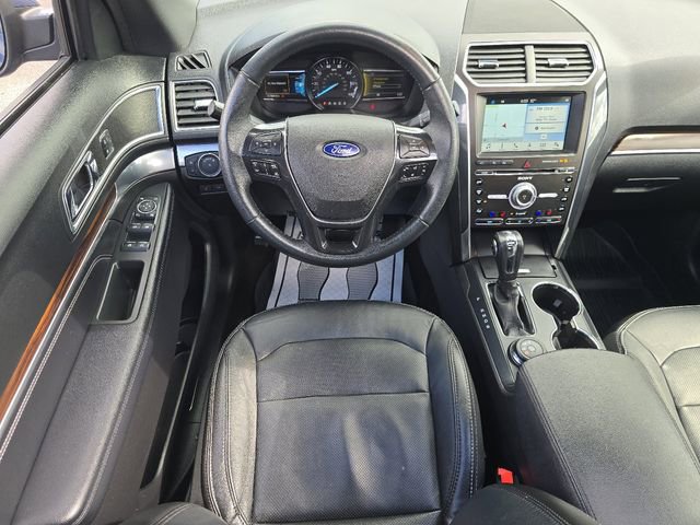 Certified 2018 Ford Explorer Limited w/ Equipment Group 301A AWD/4WD image 27