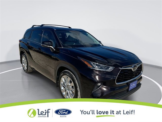 Used 2021 Toyota Highlander Limited image 1