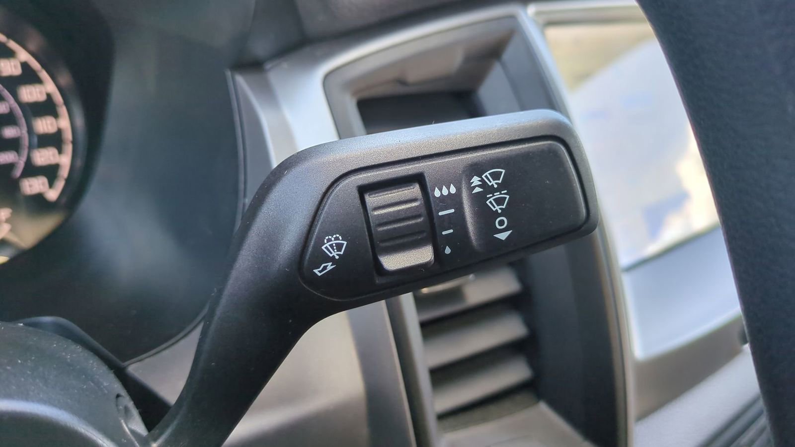 Certified 2022 Ford Ranger XL w/ Equipment Group 101A High image 29