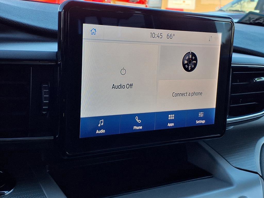 Certified 2023 Ford Explorer XLT w/ Equipment Group 202A image 15