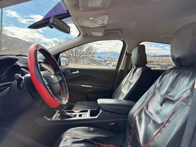 Certified 2019 Ford Escape Titanium w/ U9j03 - Titanium Tow Package AWD/4WD image 18