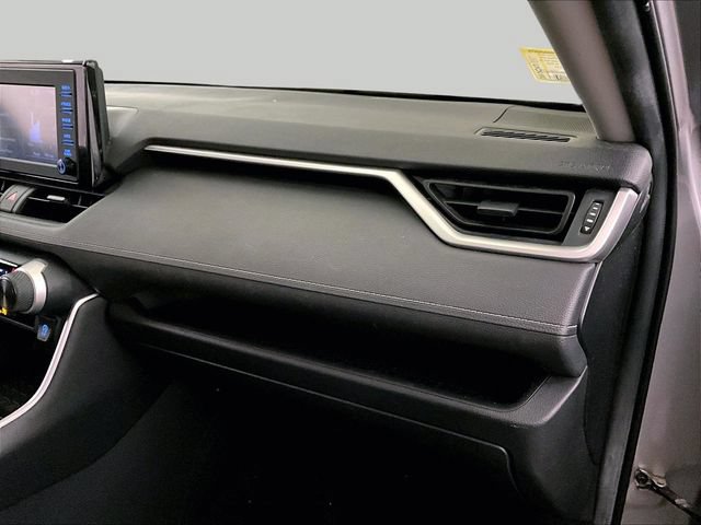 Used 2019 Toyota RAV4 LE w/ All Weather Liner Package AWD/4WD image 15