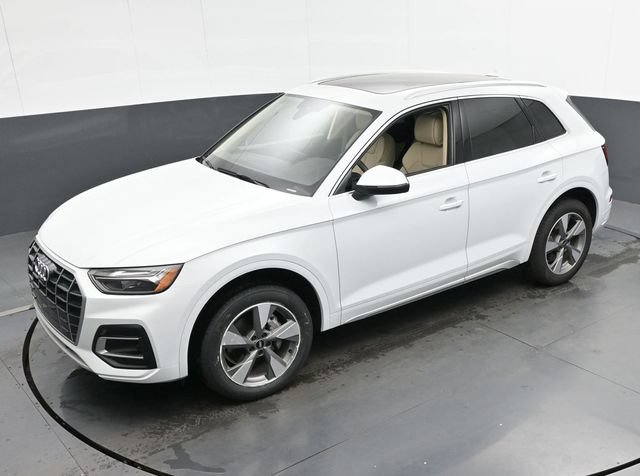 Used 2025 Audi Q5 Premium Plus w/ Premium Plus Package AWD/4WD image 46