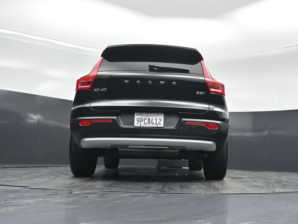 Used 2025 Volvo XC40 B5 Plus AWD/4WD image 51