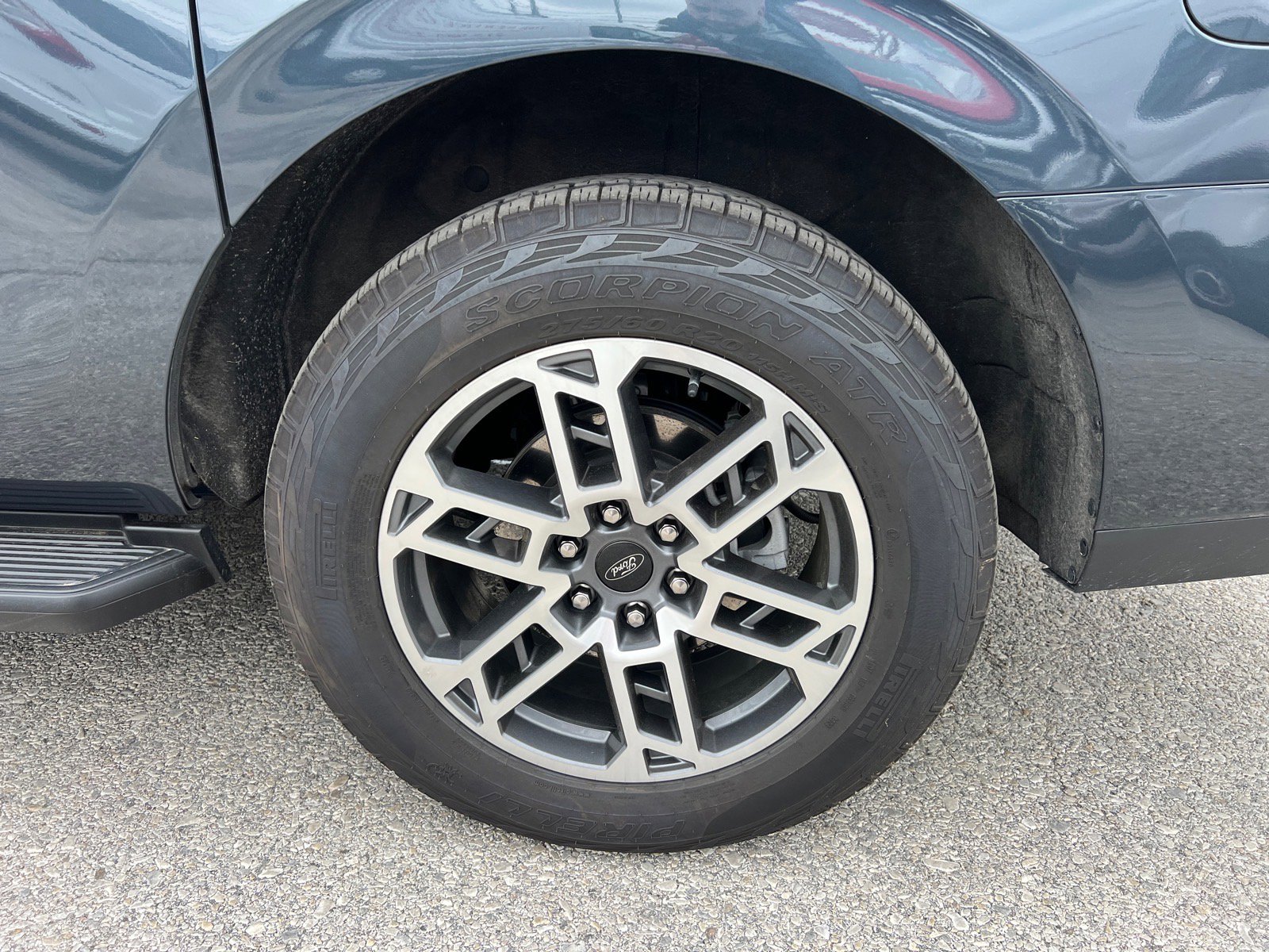 Certified 2025 Ford Expedition Max Active AWD/4WD image 8