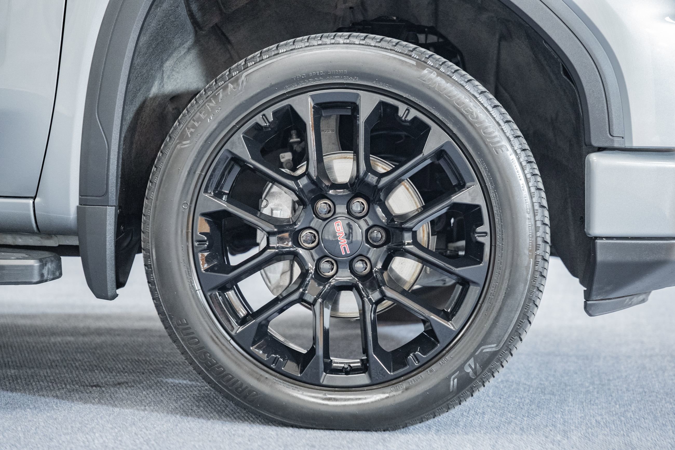 Used 2024 GMC Sierra 1500 Denali w/ Technology Package image 14