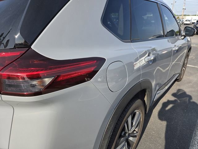 Used 2021 Nissan Rogue Platinum AWD/4WD image 7