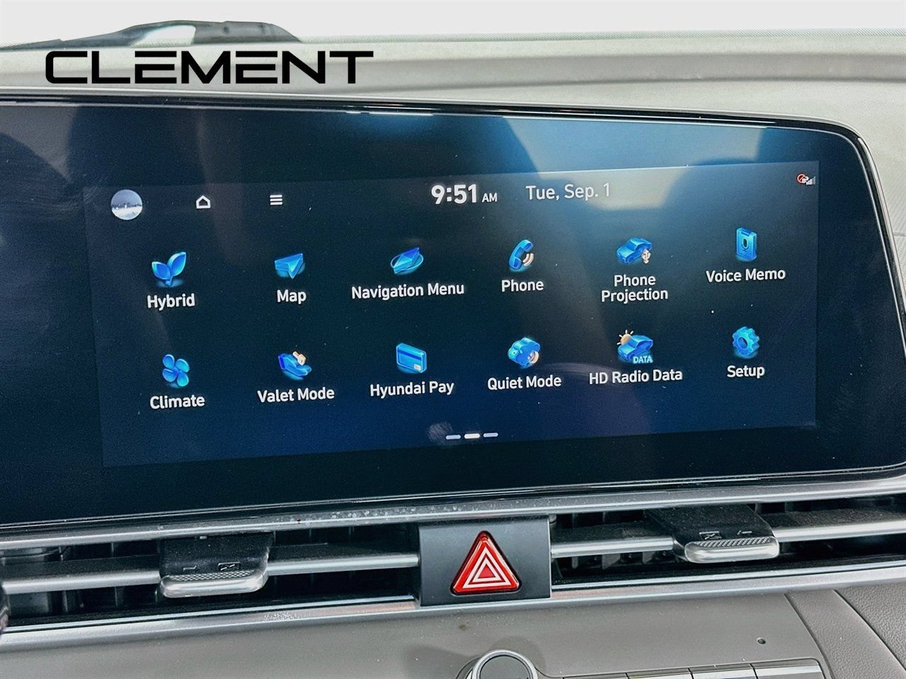 Used 2025 Hyundai Elantra SEL FWD image 19