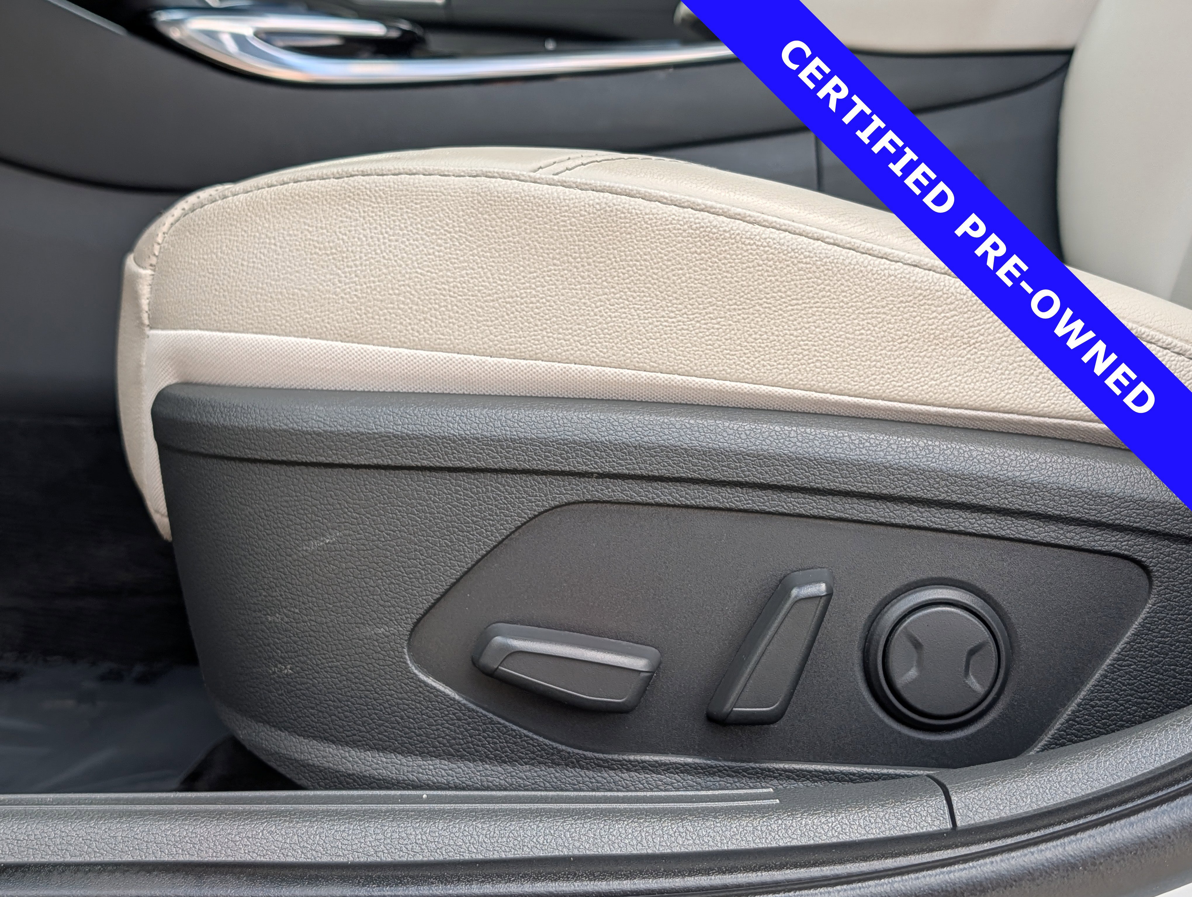 Used 2023 Hyundai Sonata Limited w/ Cargo Package FWD image 21