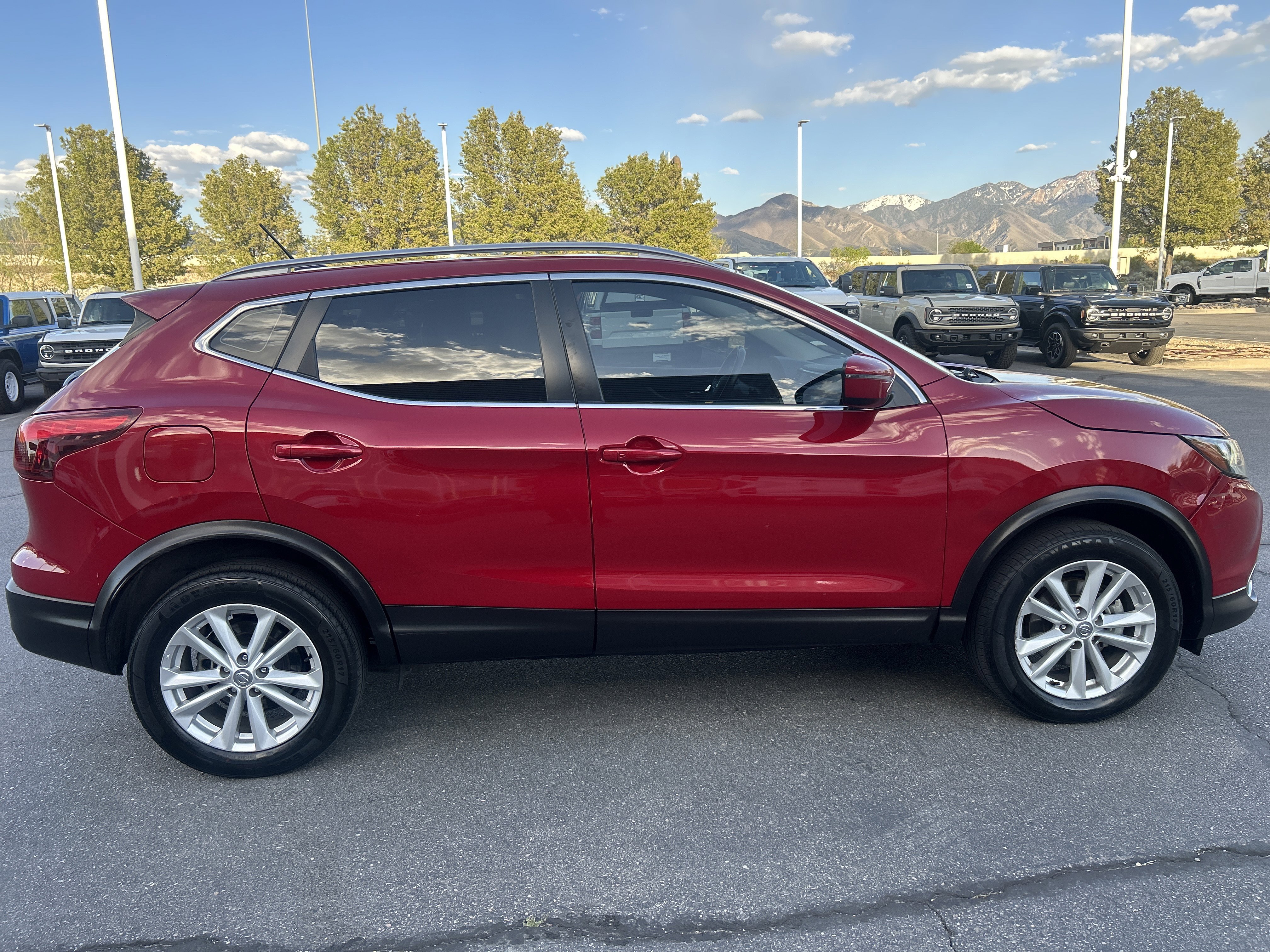 Used 2018 Nissan Rogue Sport SV w/ SV All-Weather Package image 6