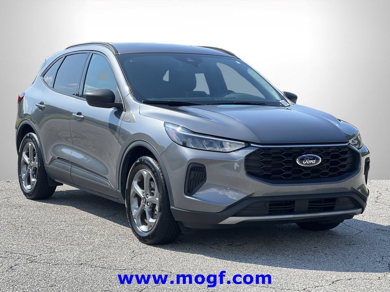 Certified 2025 Ford Escape ST-Line FWD image 4
