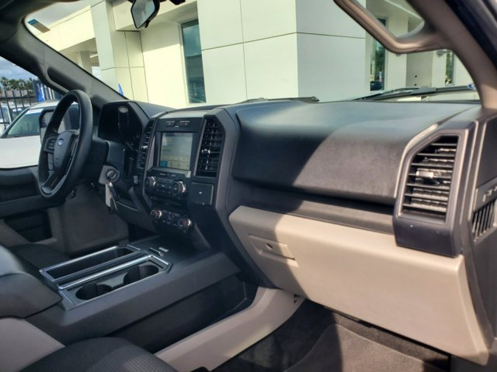 Certified 2018 Ford F150 XL w/ Equipment Group 101A Mid image 33