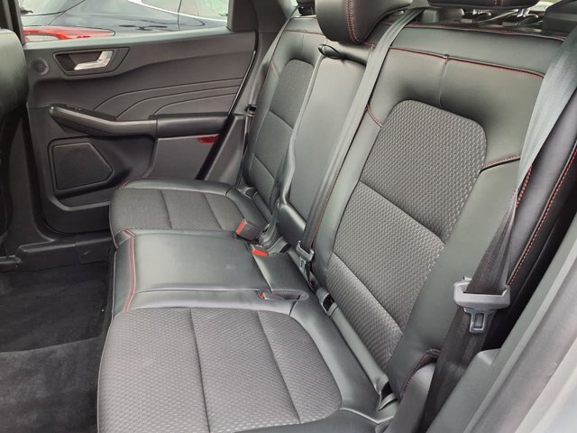 Certified 2023 Ford Escape ST-Line Select w/ Tech Pack #2 AWD/4WD image 9