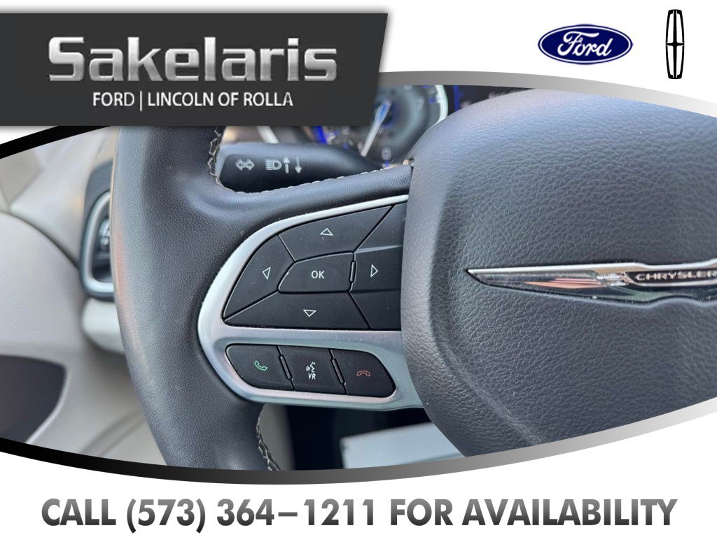 Used 2023 Chrysler Voyager LX FWD image 16