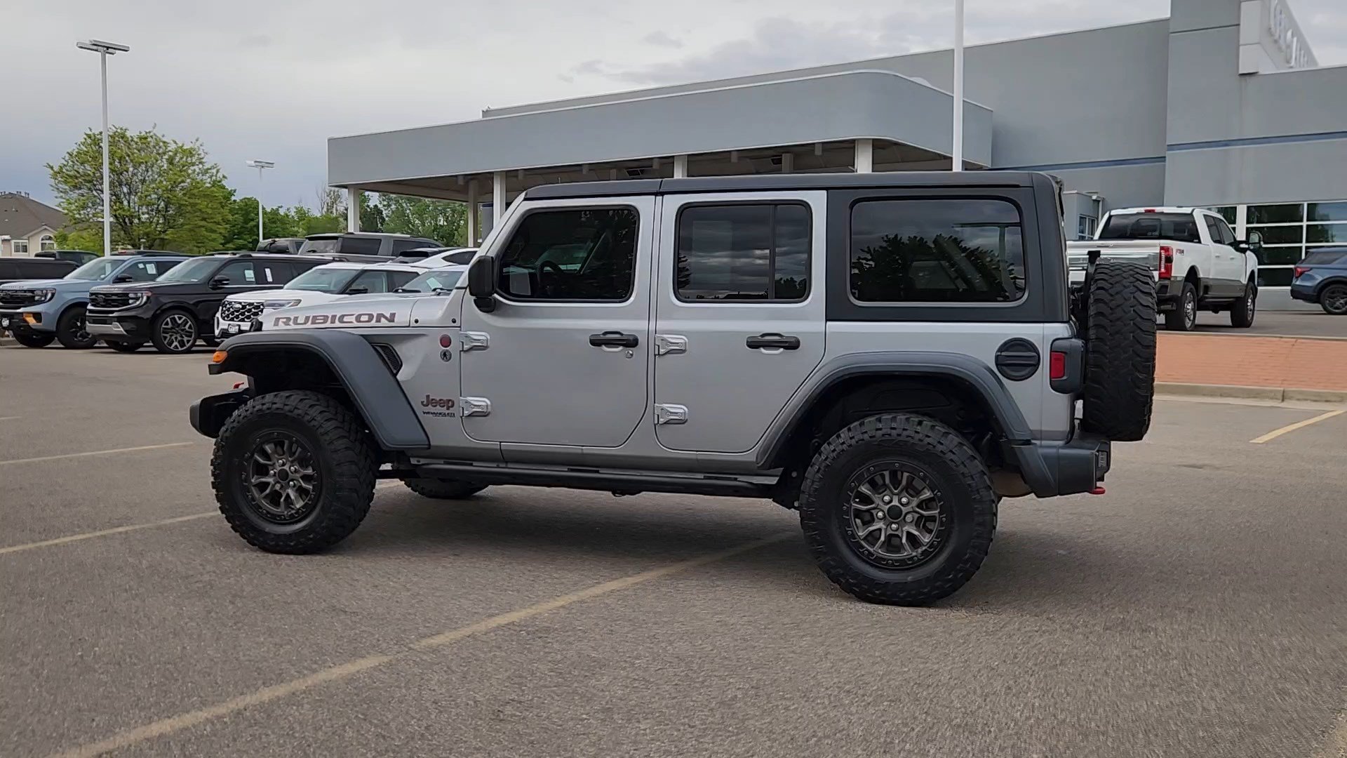 Used 2019 Jeep Wrangler Unlimited Rubicon w/ Cold Weather Group AWD/4WD image 23