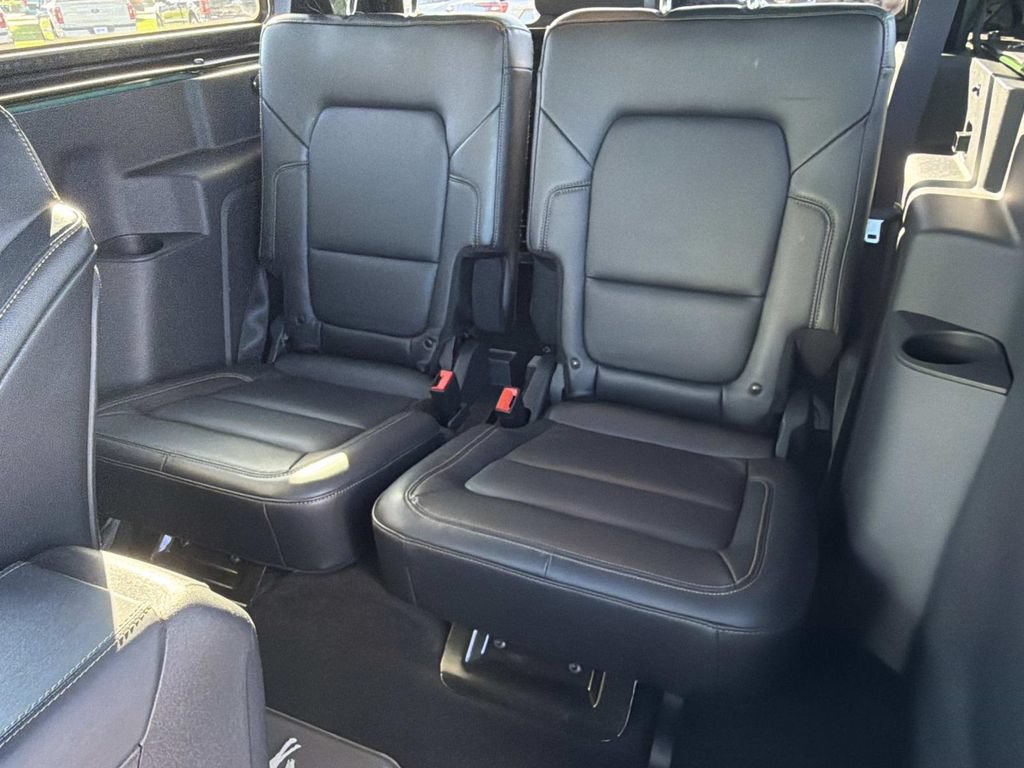 Certified 2025 Ford Bronco Badlands AWD/4WD image 15