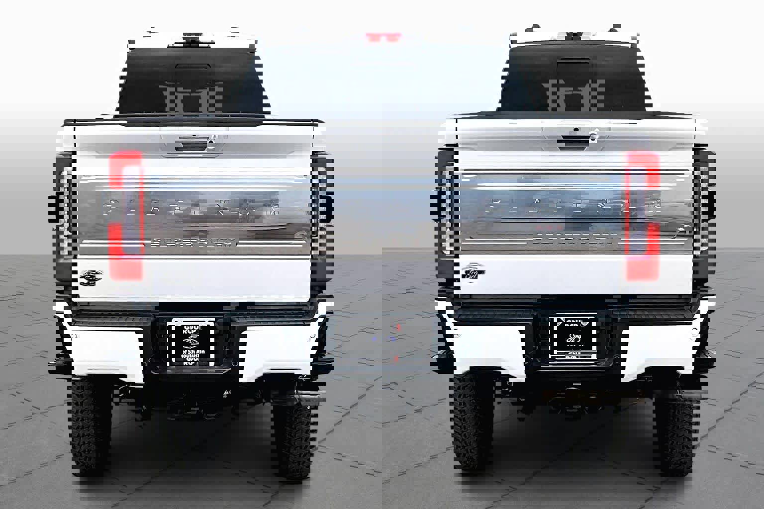 Certified 2024 Ford F350 Platinum image 2