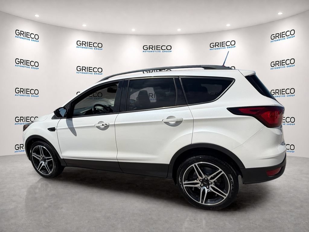 Certified 2019 Ford Escape SEL FWD image 5