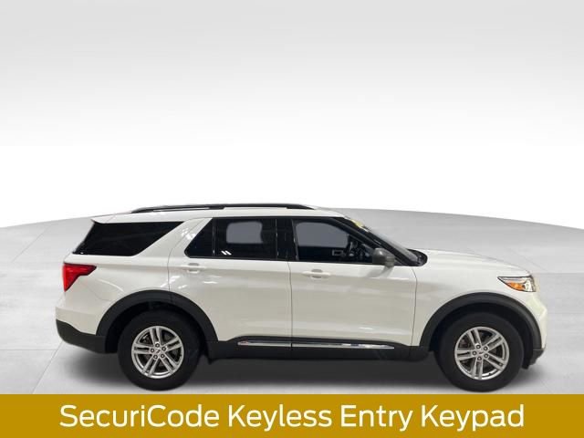 Certified 2023 Ford Explorer XLT w/ Equipment Group 202A AWD/4WD image 10