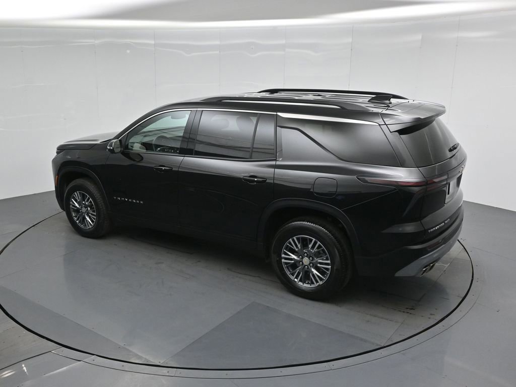 Used 2024 Chevrolet Traverse LT image 19