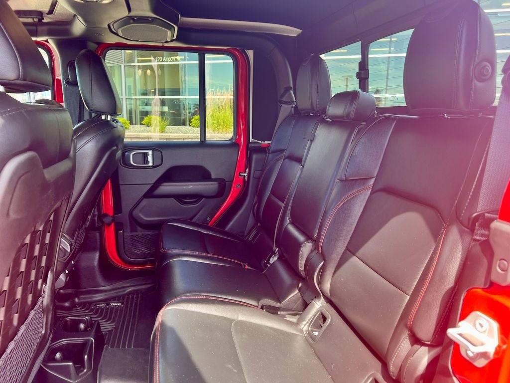 Used 2020 Jeep Gladiator Rubicon w/ Advanced Safety Group AWD/4WD image 13