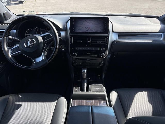 Used 2023 Lexus GX 460 Premium w/ Accessory Package AWD/4WD image 15