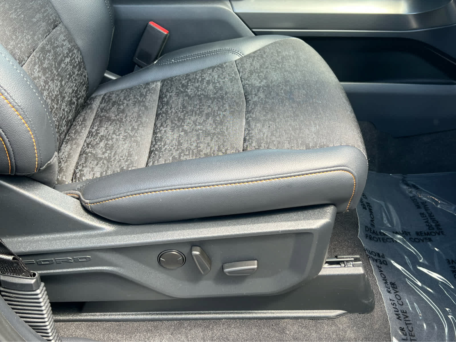 Certified 2025 Ford F150 Tremor AWD/4WD image 18