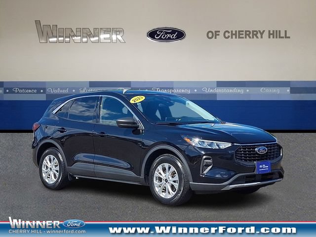 Certified 2023 Ford Escape Active FWD image 1
