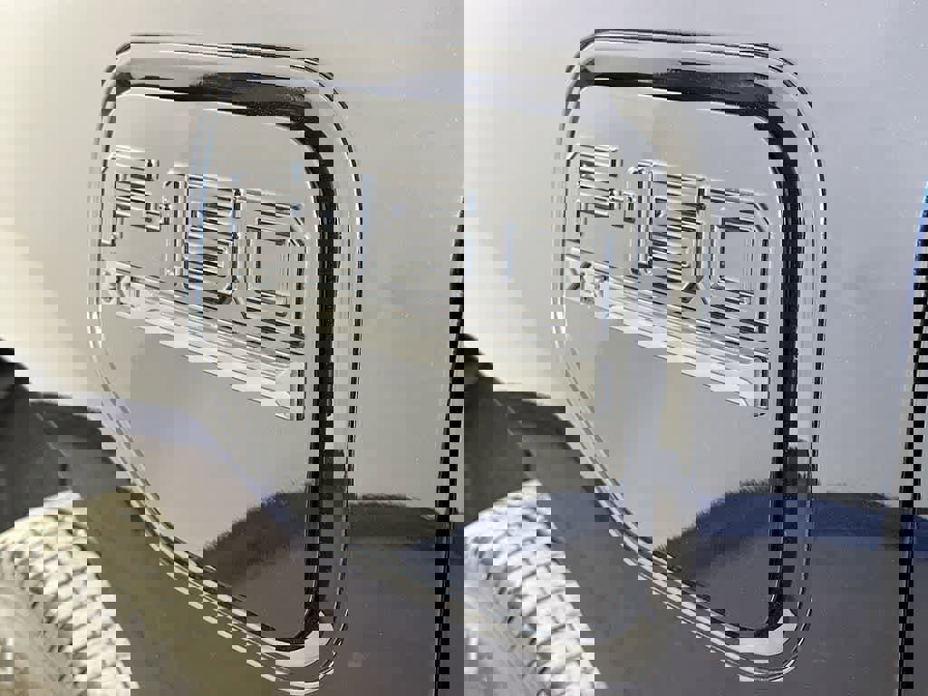 Certified 2023 Ford F150 Lightning XLT image 7