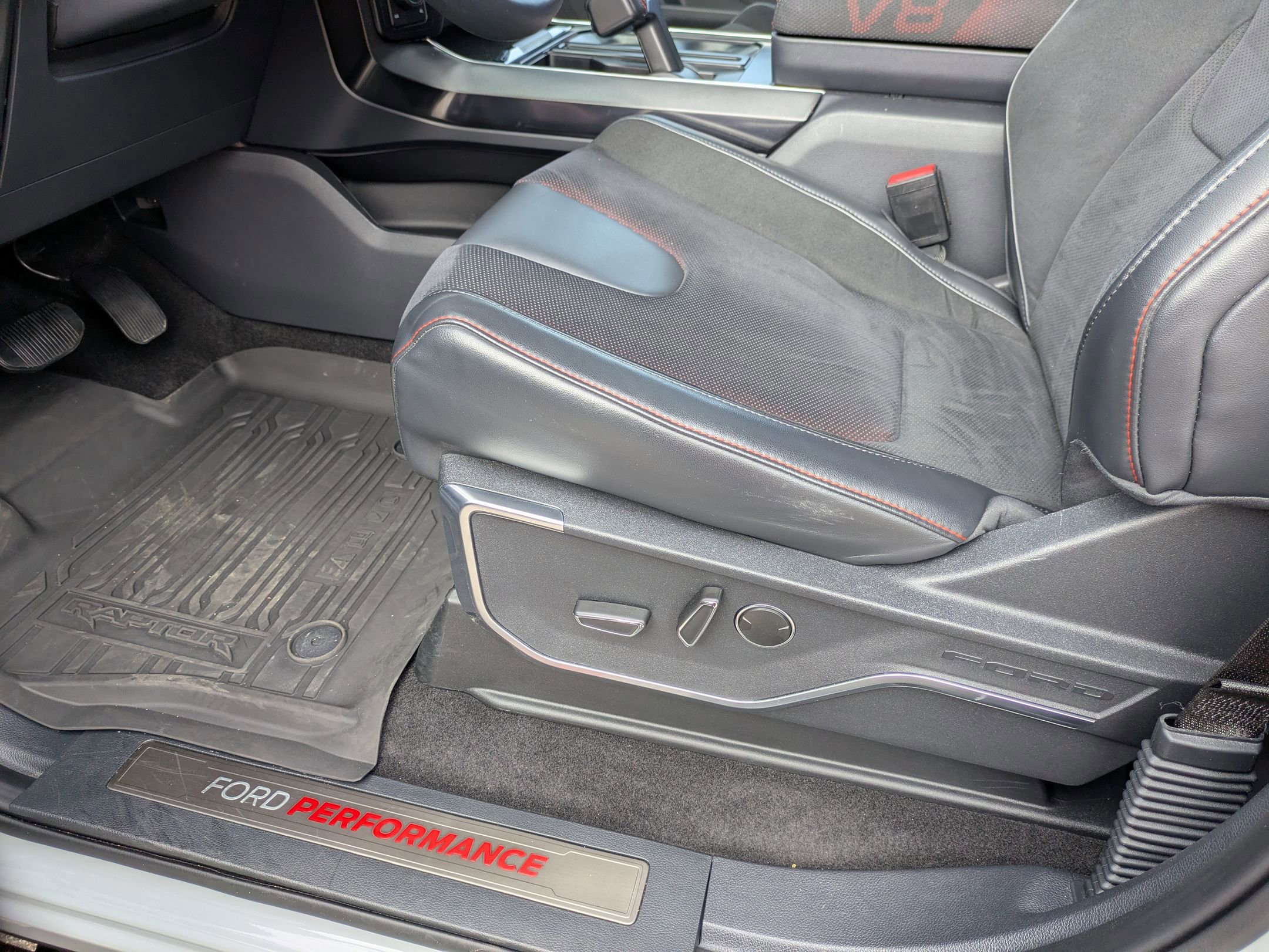 Certified 2024 Ford F150 Raptor w/ Equipment Group 803A Raptor R image 15