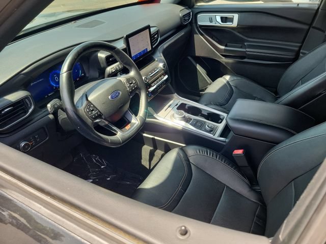Certified 2020 Ford Explorer ST w/ ST Street Pack AWD/4WD image 3