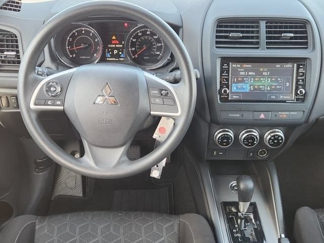 Used 2025 Mitsubishi Outlander Sport ES AWD/4WD image 25