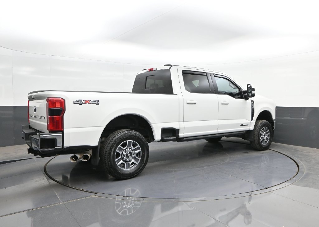 Certified 2023 Ford F250 Lariat w/ Lariat Ultimate Package AWD/4WD image 15