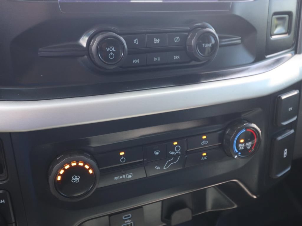 Certified 2022 Ford F150 XLT w/ Trailer Tow Package AWD/4WD image 21