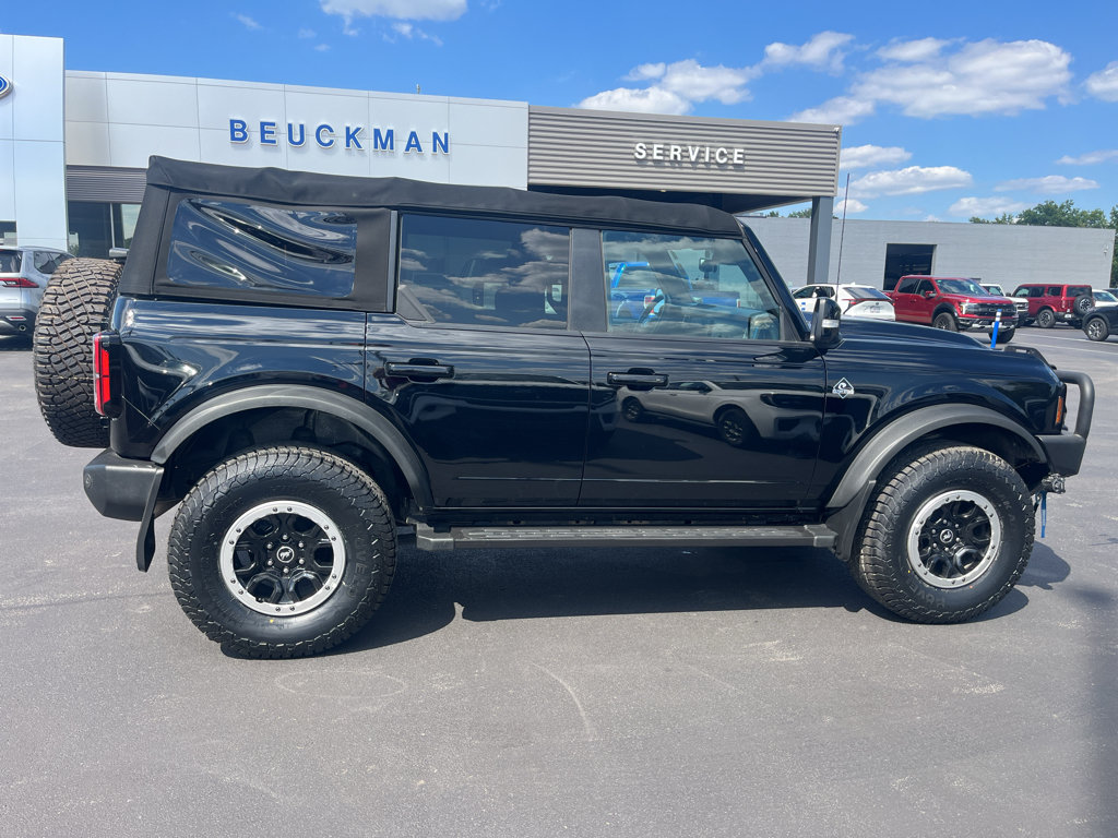 Certified 2022 Ford Bronco Outer Banks w/ Sasquatch Package AWD/4WD image 9