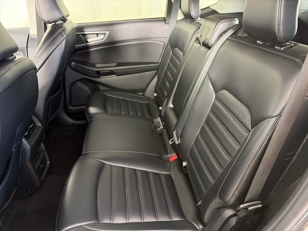 Certified 2024 Ford Edge SEL image 12