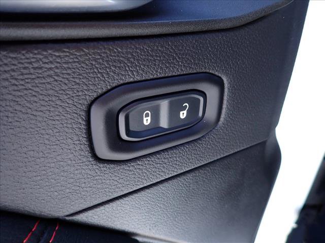Used 2021 Jeep Wrangler Unlimited Rubicon w/ Cold Weather Group AWD/4WD image 12