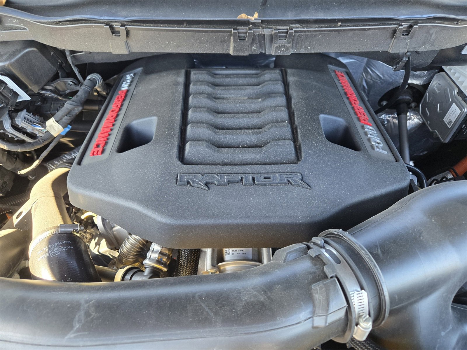 Certified 2025 Ford F150 Raptor image 30