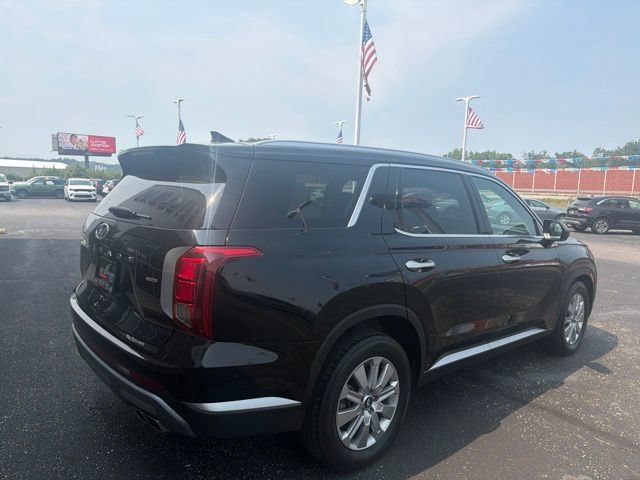 Used 2024 Hyundai Palisade SEL AWD/4WD image 3