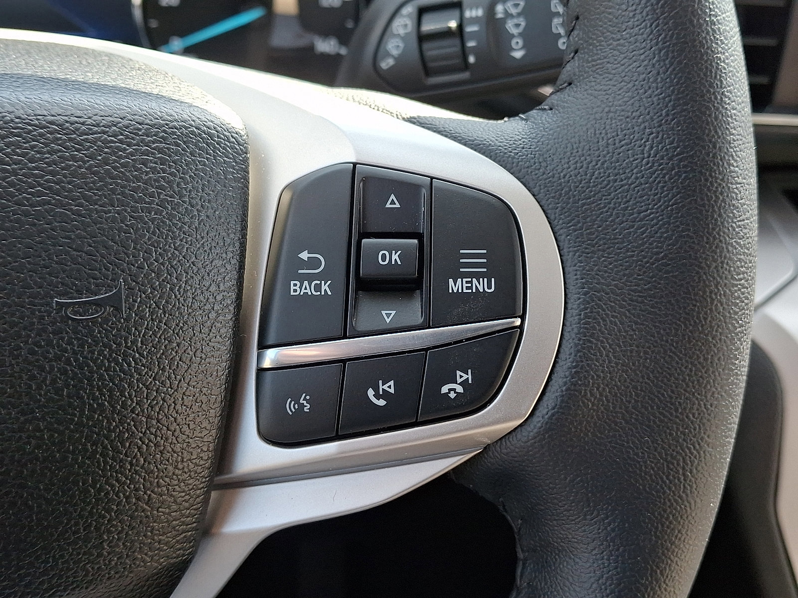 Certified 2024 Ford Explorer XLT w/ Equipment Group 202A image 30