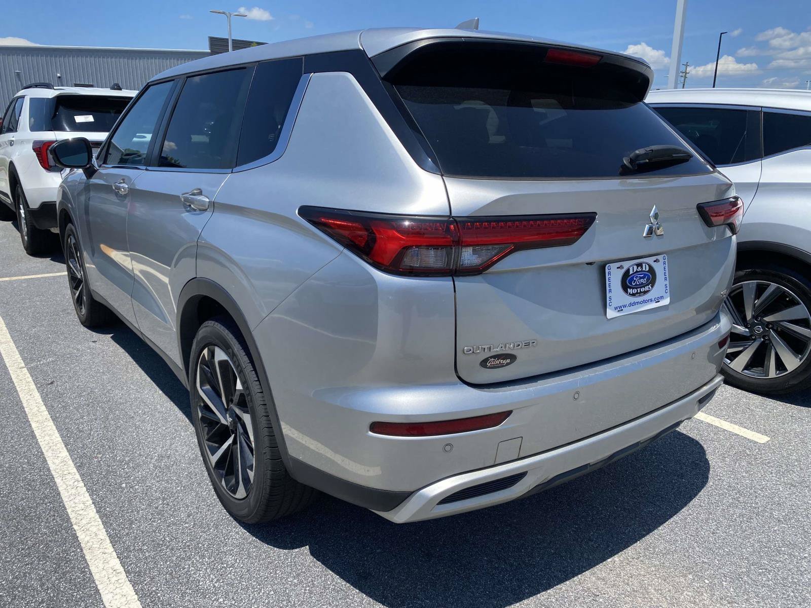 Used 2022 Mitsubishi Outlander SE AWD/4WD image 5