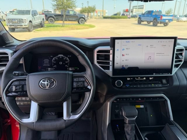 Used 2023 Toyota Sequoia Platinum AWD/4WD image 15
