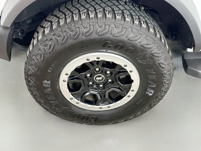 Certified 2023 Ford Bronco Outer Banks w/ Sasquatch Package AWD/4WD image 30