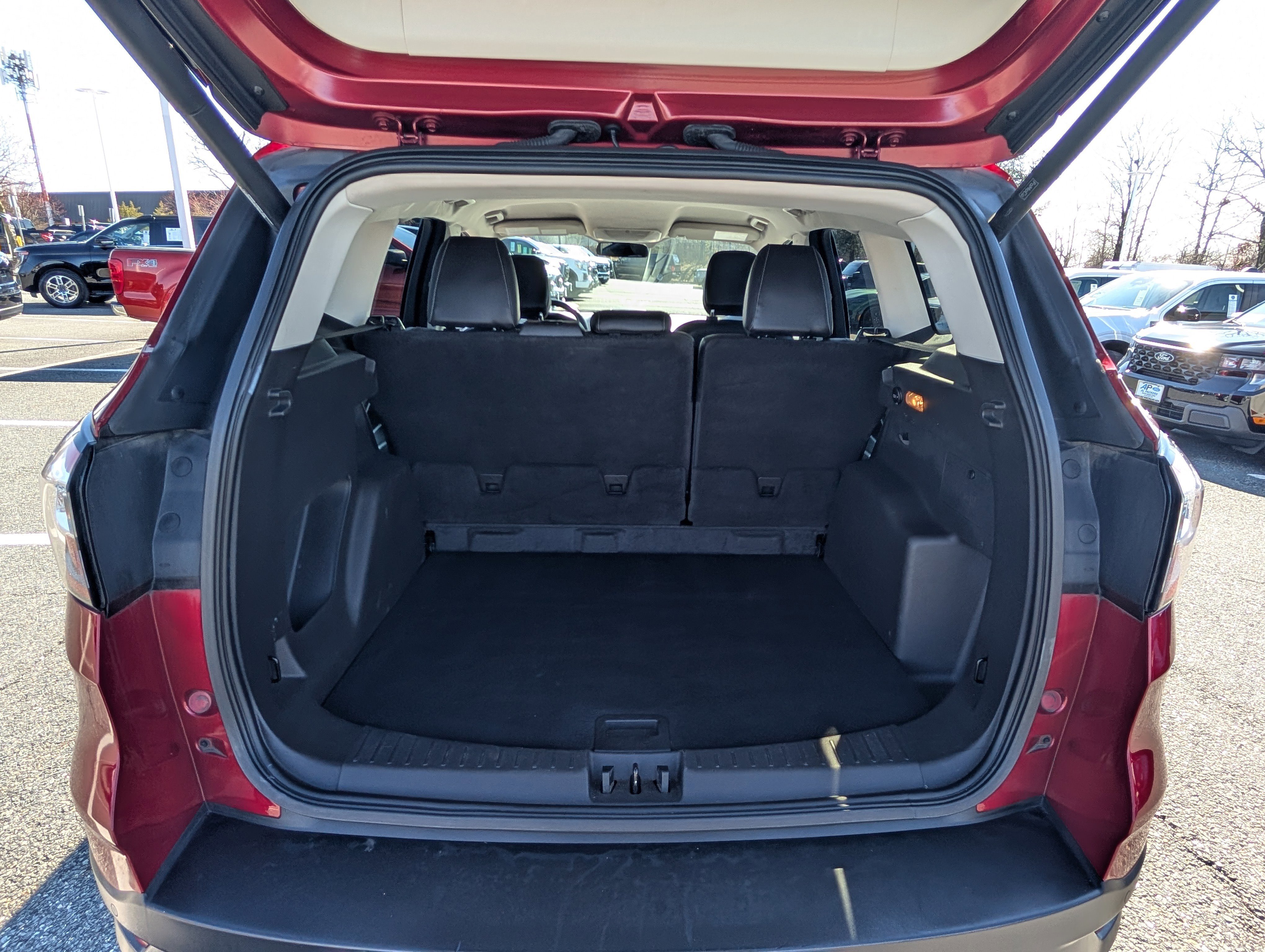 Certified 2018 Ford Escape SEL image 12