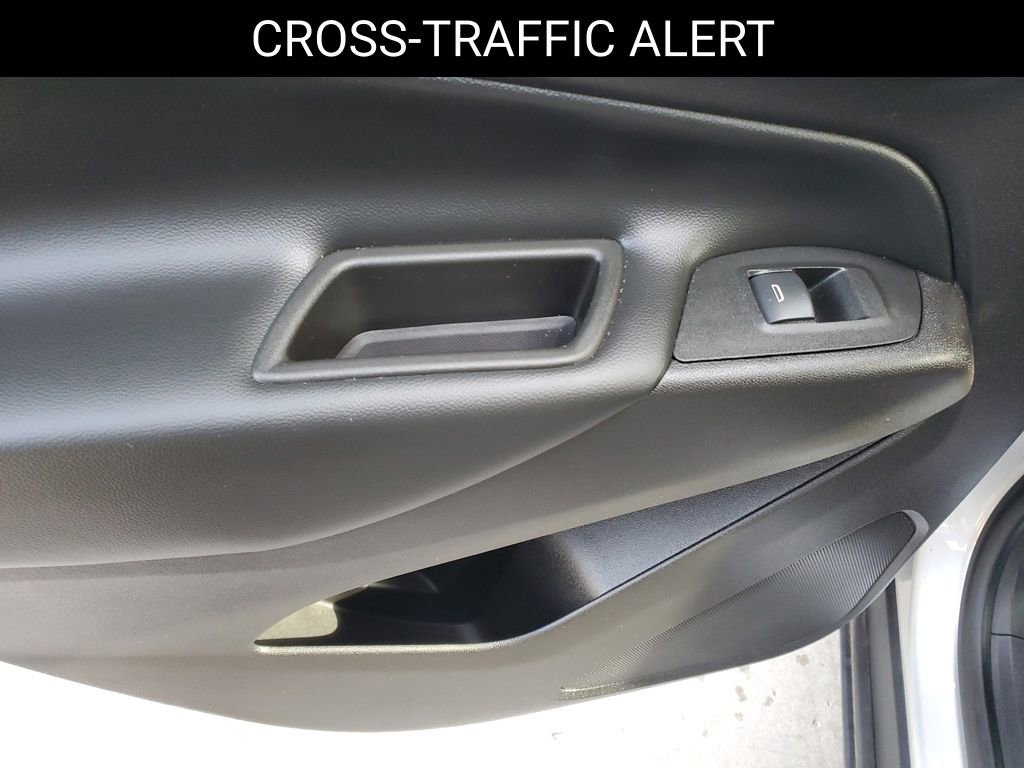 Used 2018 Chevrolet Equinox LT image 12